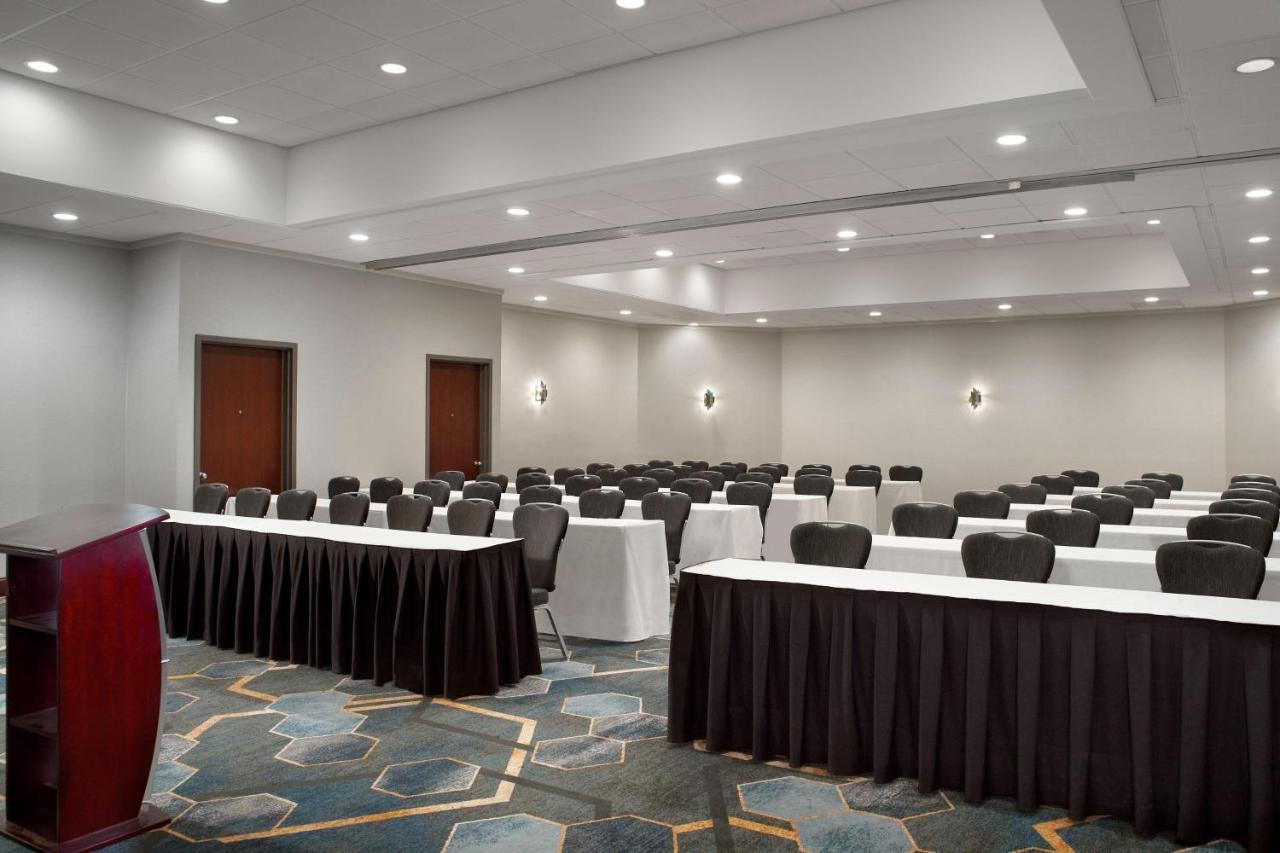 Sheraton Imperial Hotel Raleigh-Durham Airport At Research Triangle Park Exterior foto