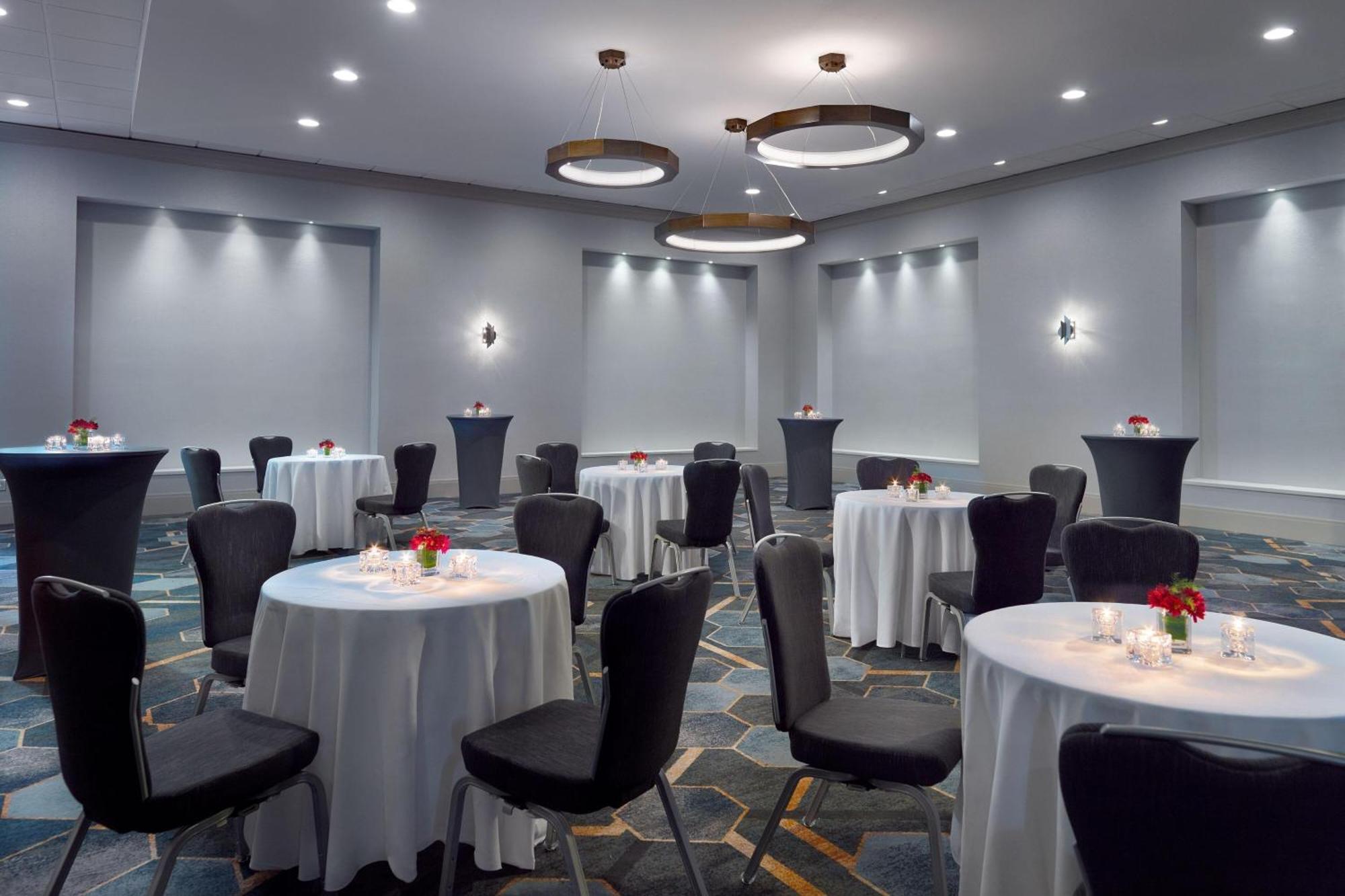 Sheraton Imperial Hotel Raleigh-Durham Airport At Research Triangle Park Exterior foto
