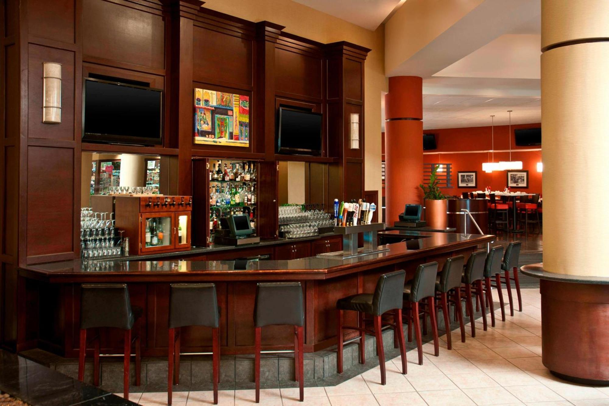 Sheraton Imperial Hotel Raleigh-Durham Airport At Research Triangle Park Exterior foto